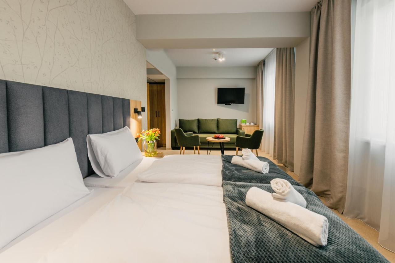 Country Club Zywiec Hotel Spa I Domki Caloroczne Exterior foto